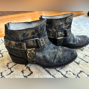 Distressed Motorcycle Boots